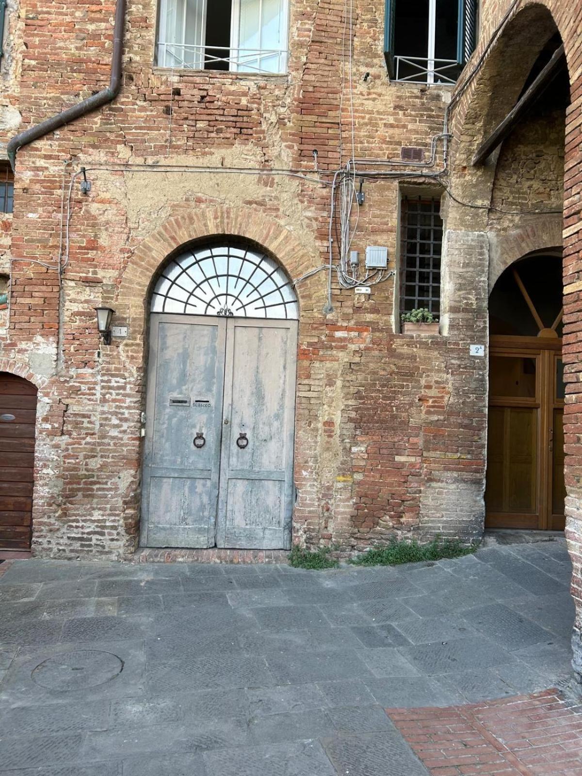 Loft Vicolo Di Vallepiatta 2 Min Piazza Del Campo Con Parcheggio Siena