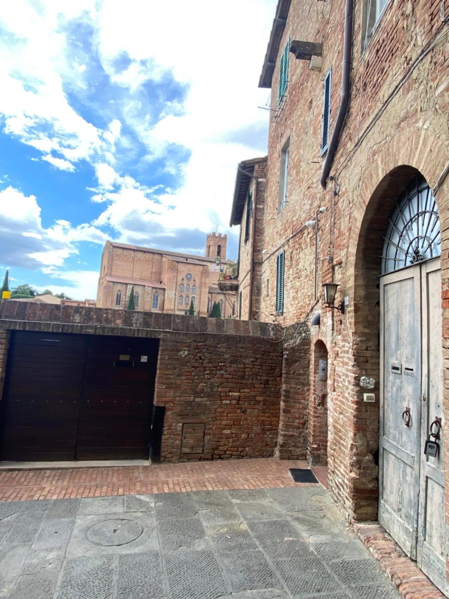 Loft Vicolo Di Vallepiatta 2 Min Piazza Del Campo Con Parcheggio
