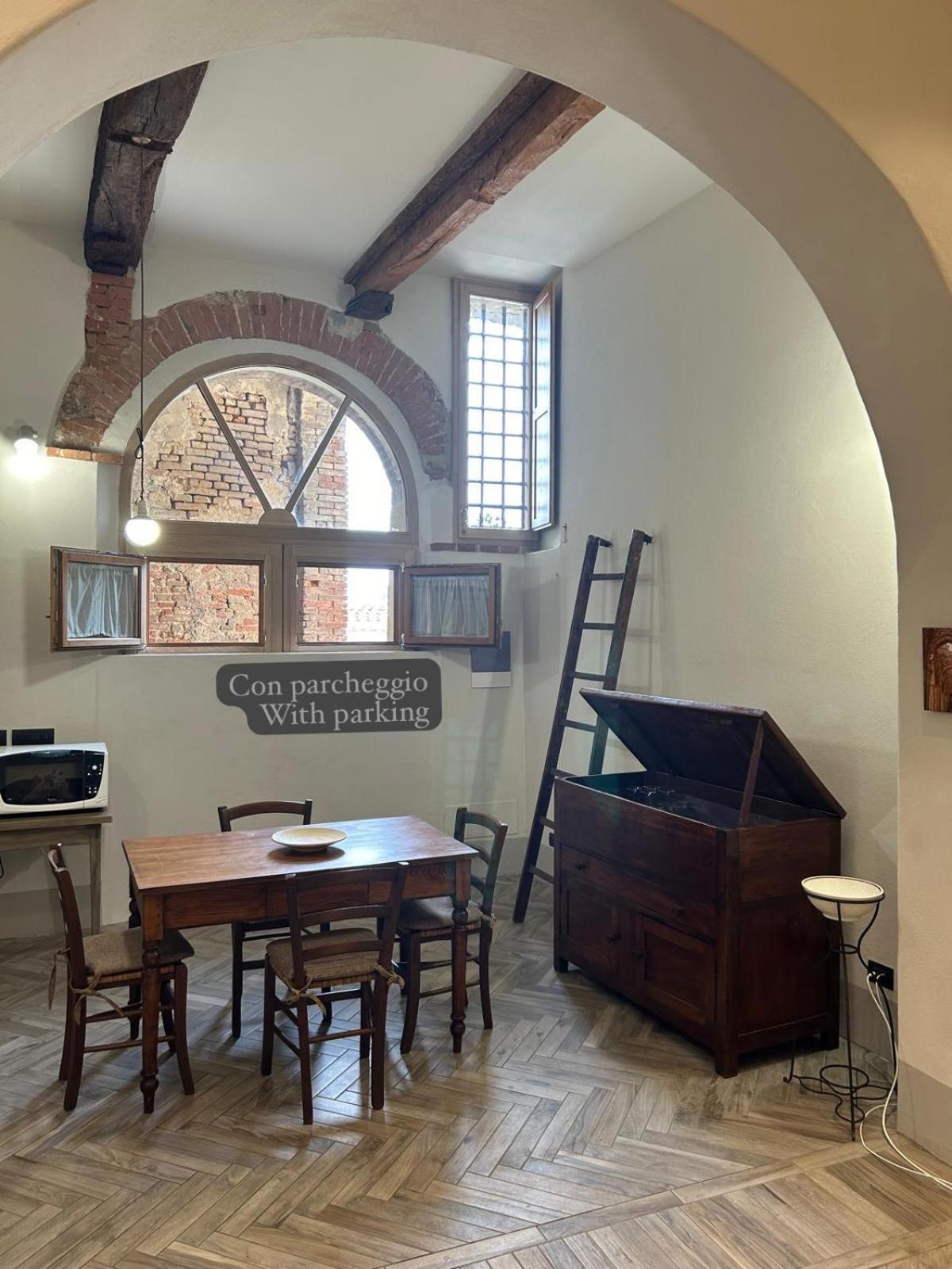 Apartment Loft Vicolo Di Vallepiatta 2 Min Piazza Del Campo Con Parcheggio